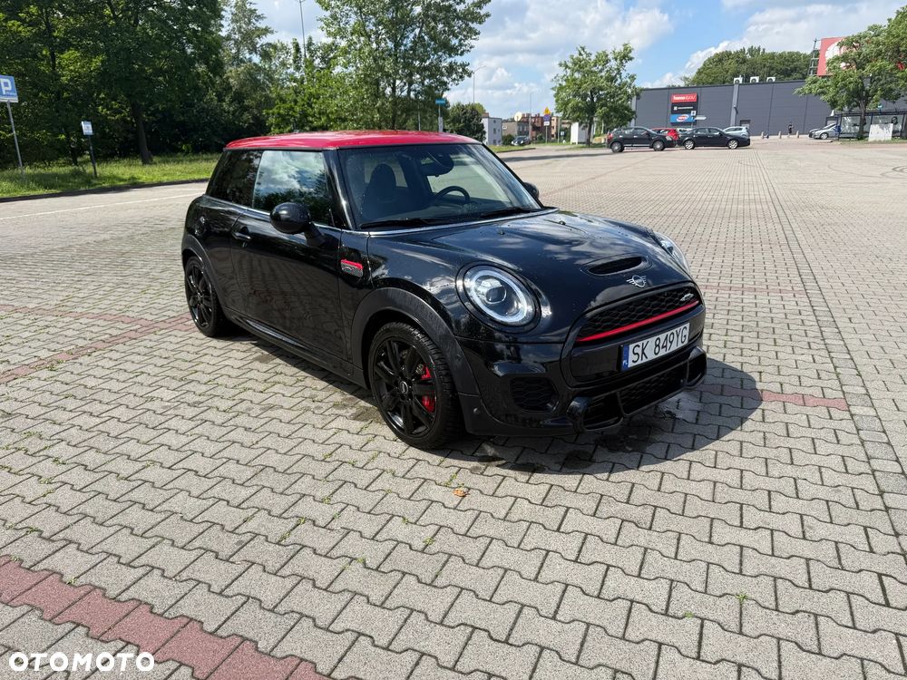 MINI John Cooper Works - 3