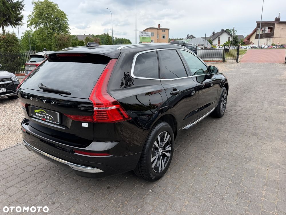 Volvo XC 60 T6 Plug-In Hybrid AWD Core - 35