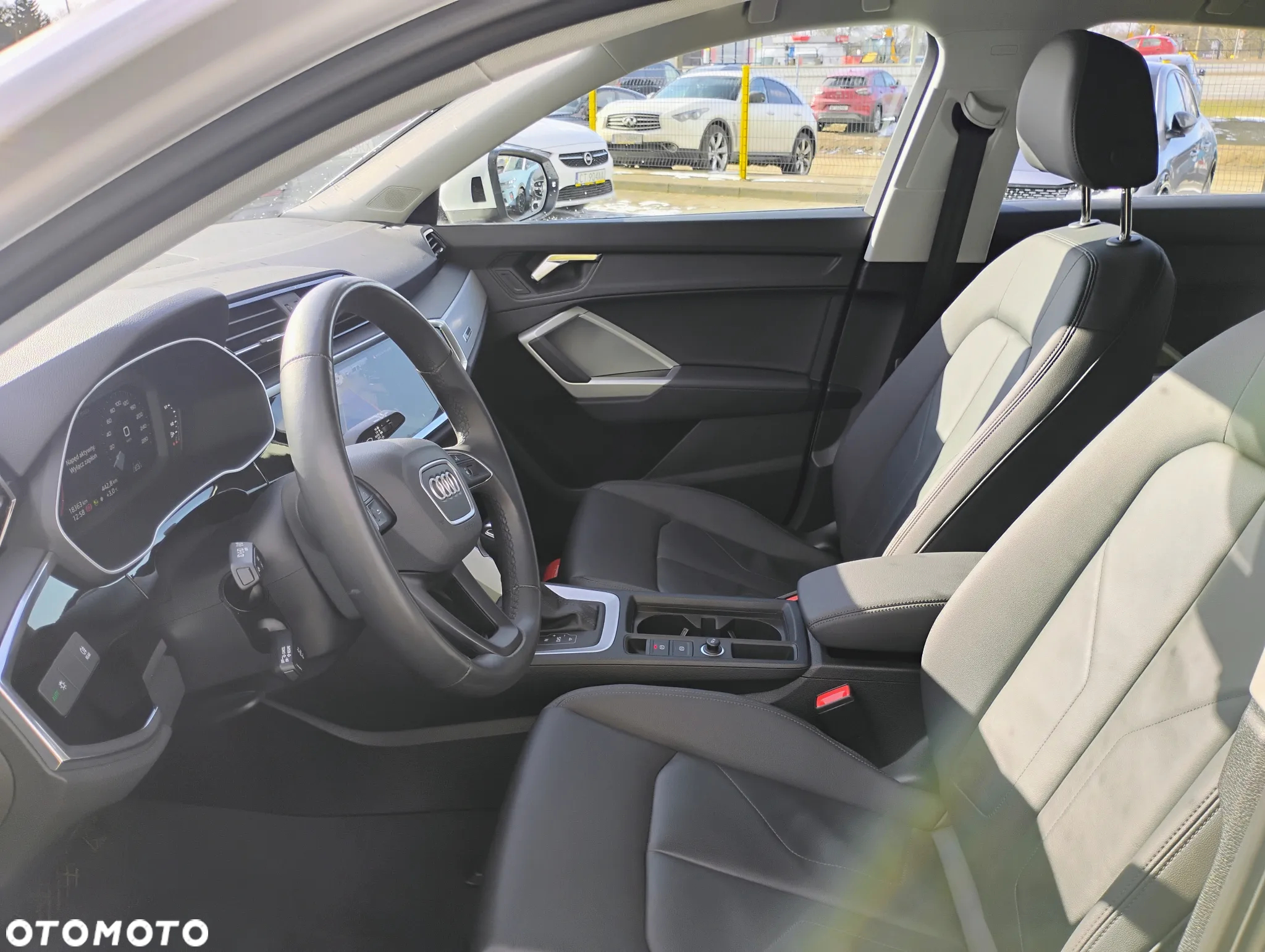 Audi Q3 35 TFSI S tronic - 11