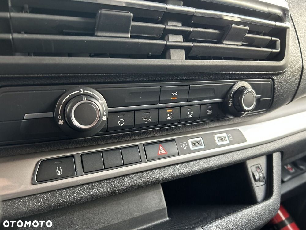 Toyota Proace Verso - 19