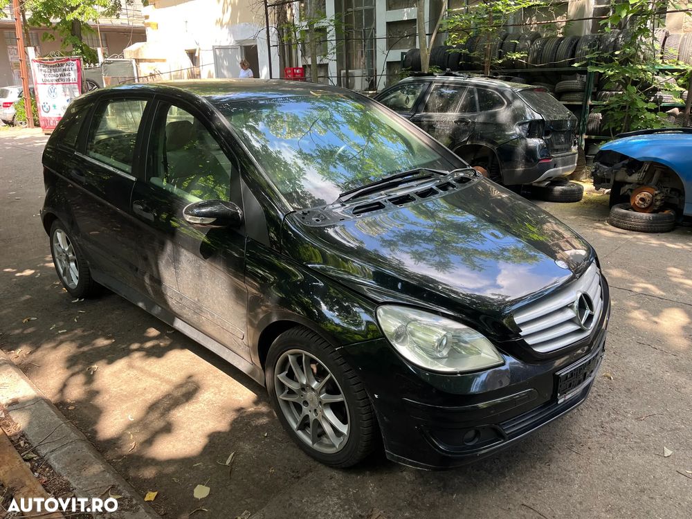 Dezmembrez Mercedes Benz B200 CDI cutie automata negru 2006 - 5