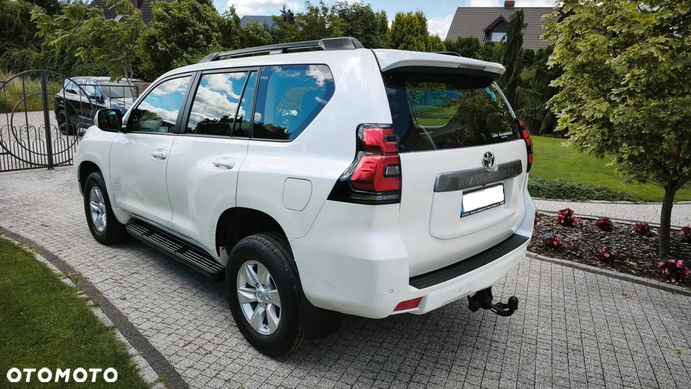 Toyota Land Cruiser - 3