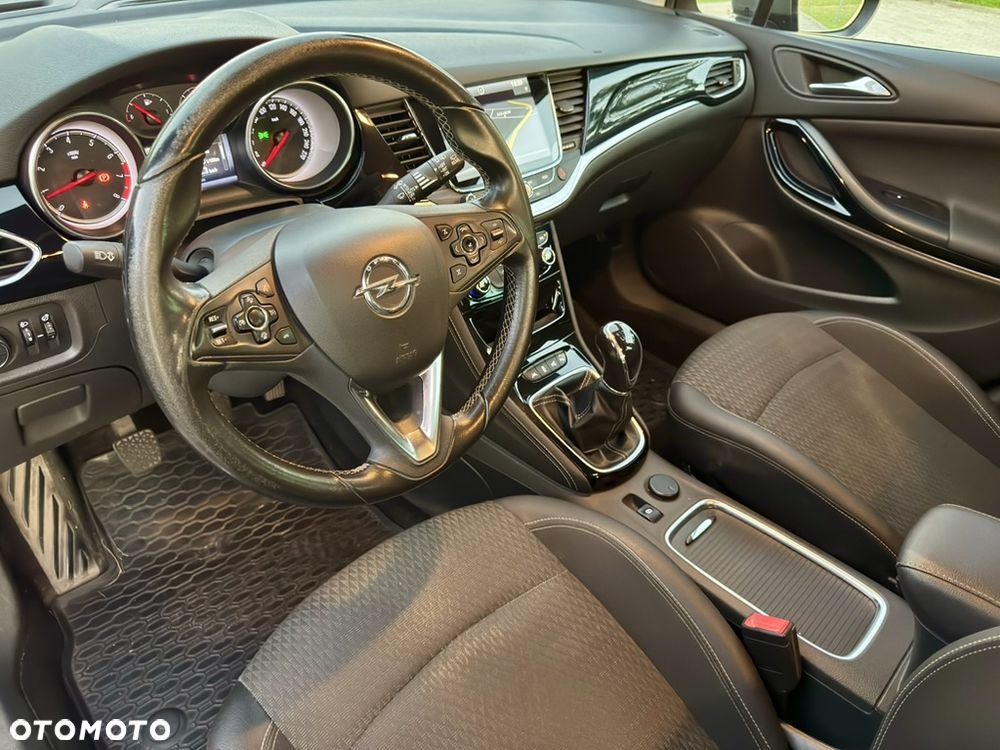 Opel Astra 1.4 T Elite - 18