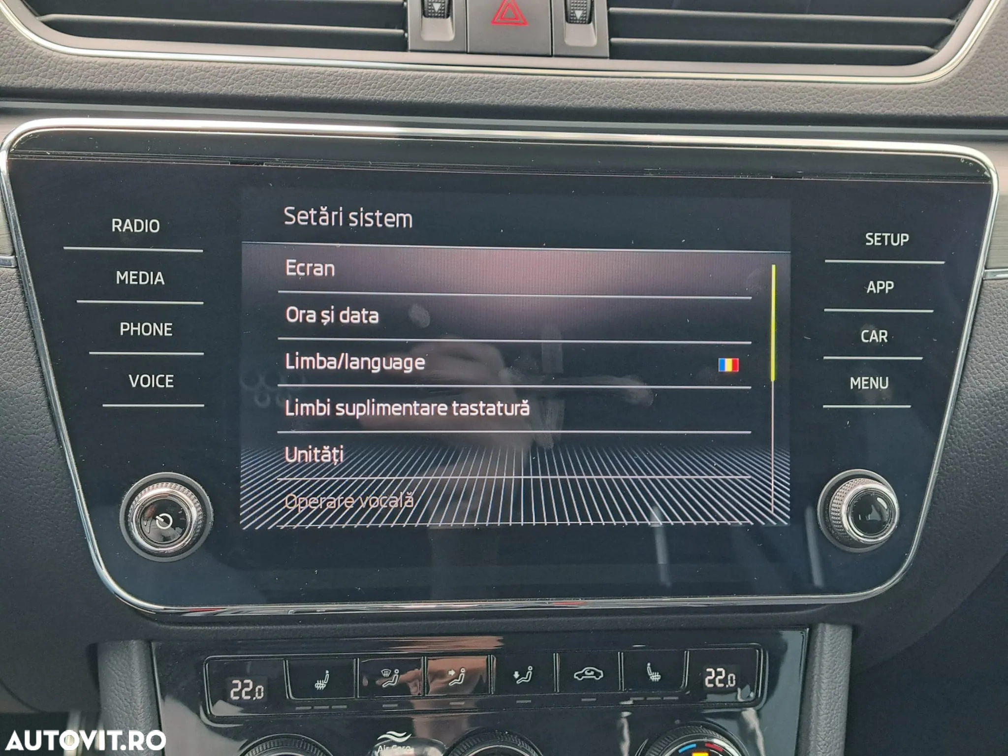 Skoda Superb Combi 2.0 TDI 4X4 DSG Scout - 16