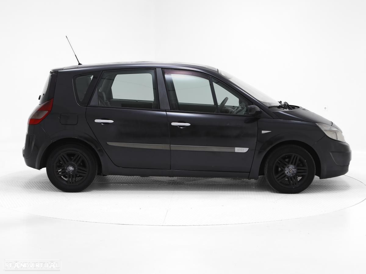 Renault Mégane Scénic - 2