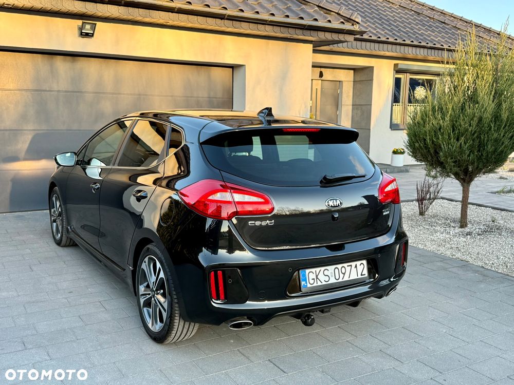 Kia Ceed 1.6 CRDi 136 ISG GT Line - 6