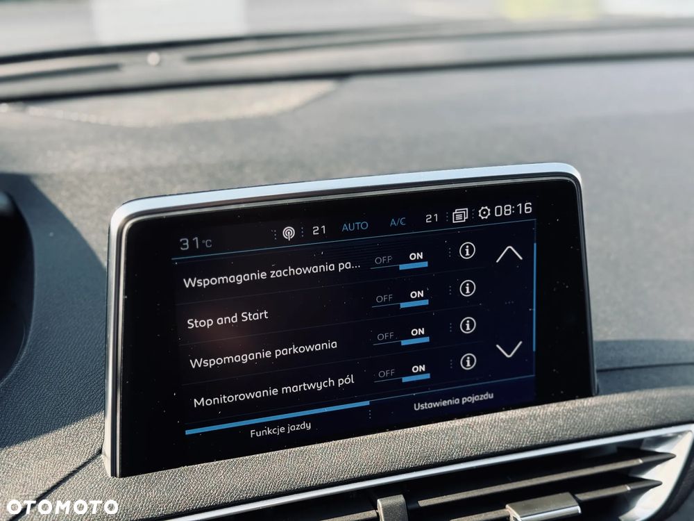 Peugeot 3008 1.2 PureTech Allure S&S - 31