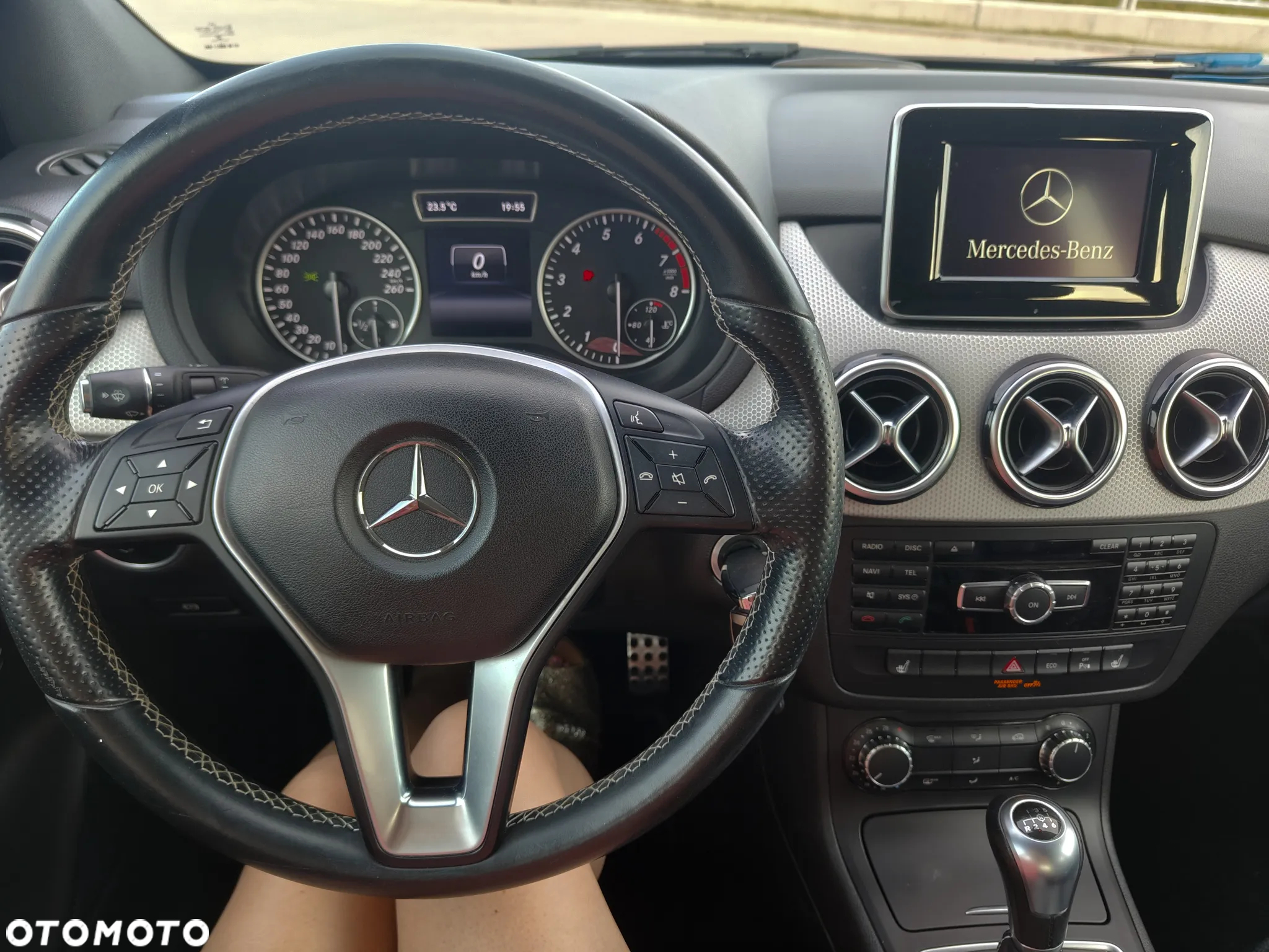 Mercedes-Benz Klasa B 180 - 21