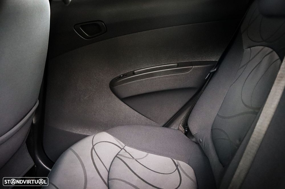 Chevrolet Spark 1.2 LT - 26