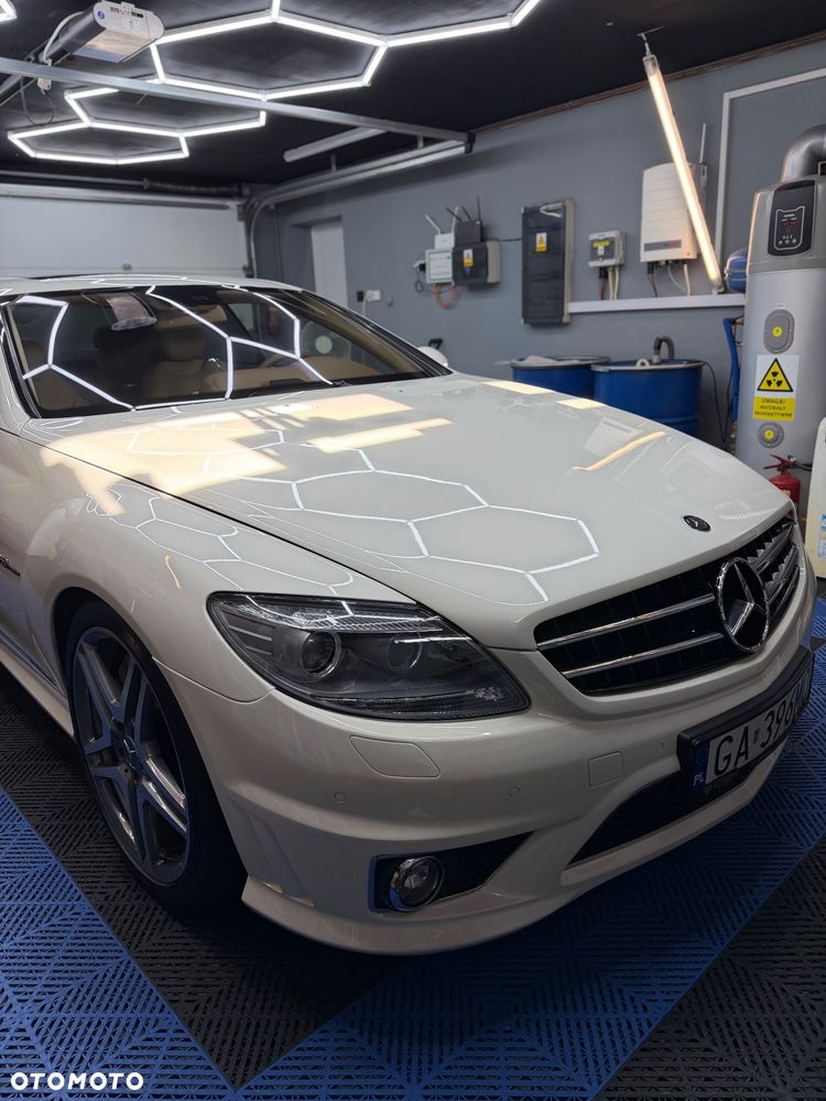 Mercedes-Benz CL - 16