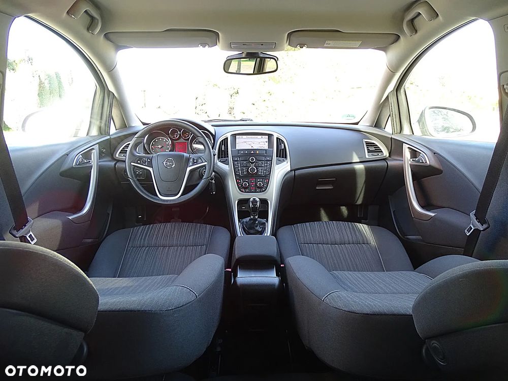 Opel Astra 1.4 Turbo Cosmo - 17