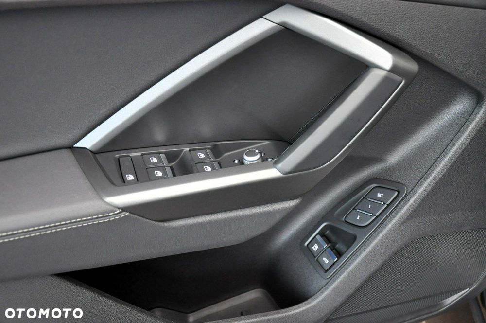 Audi Q3 Sportback - 15