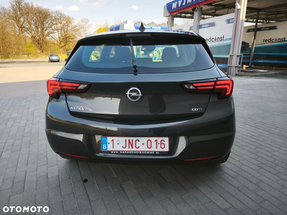 Opel Astra 1.6 D (CDTI) Start/Stop Dynamic - 9