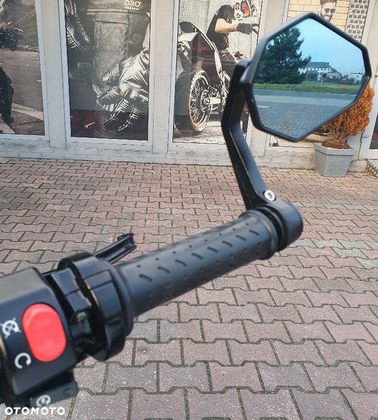 Triumph Speed Triple - 18