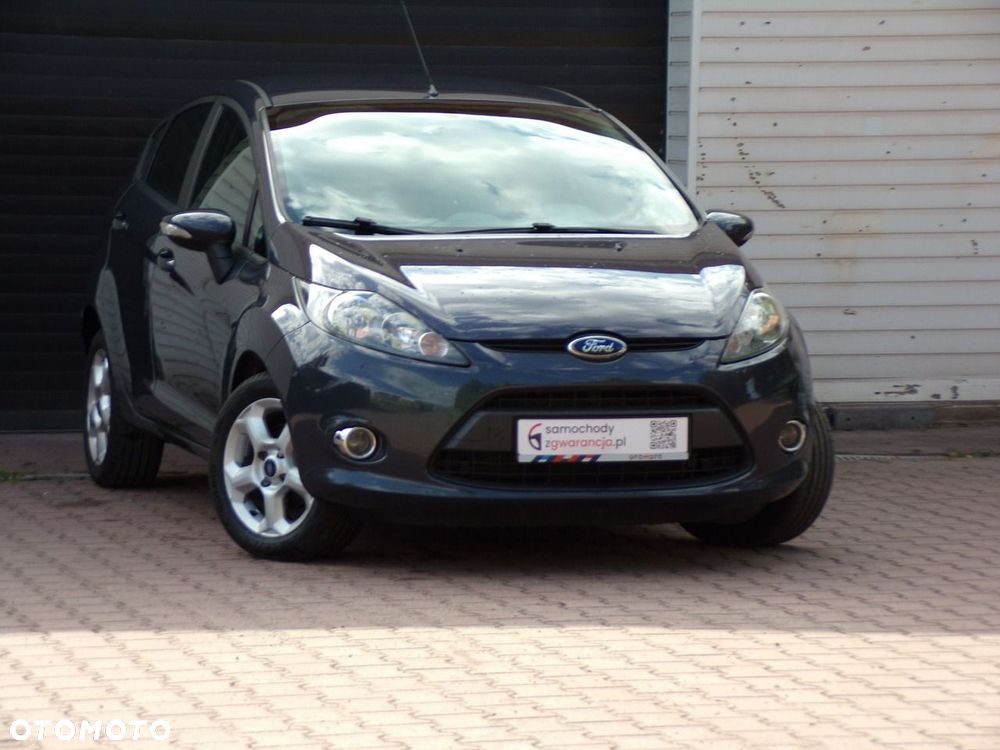 Ford Fiesta - 2