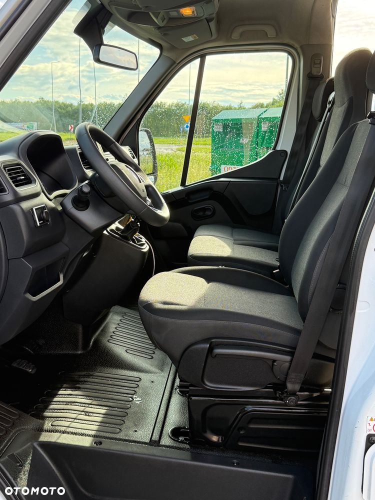 Renault Master - 22