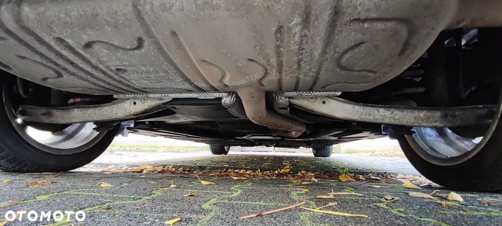 Mercedes-Benz Klasa B 200 7G-DCT Style - 39