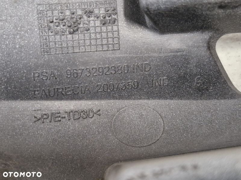 CITROEN DS5 ŚLIZG UCHWYT ZDERZAKA LEWY PRZÓD MOCOWANIE LEWE PRZEDNIE 9673292380 - 9