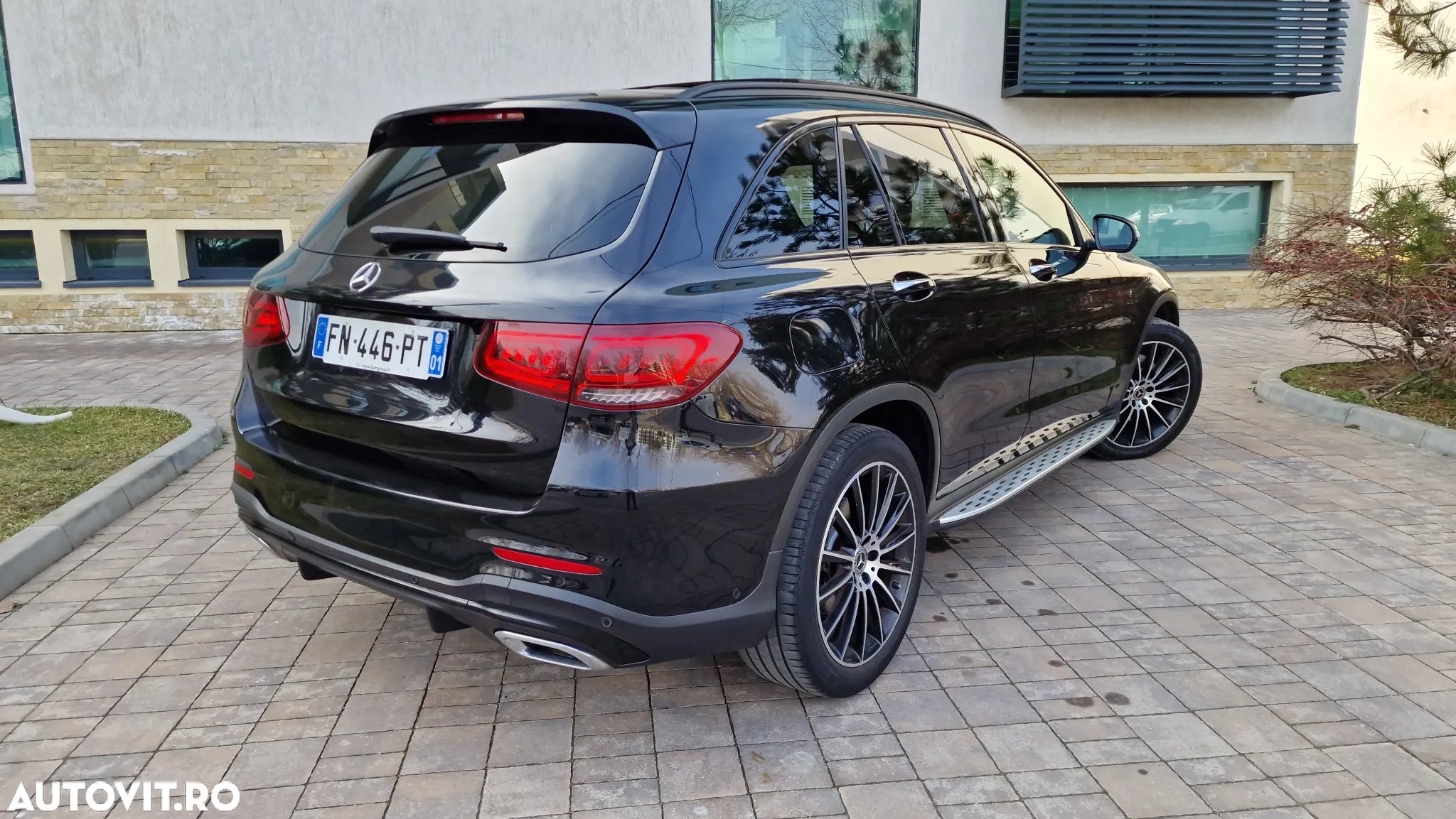 Mercedes-Benz GLC 300 d 4Matic 9G-TRONIC AMG Line Plus - 7