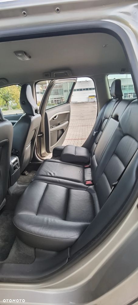 Volvo V70 1.6D DRIVe Momentum - 27