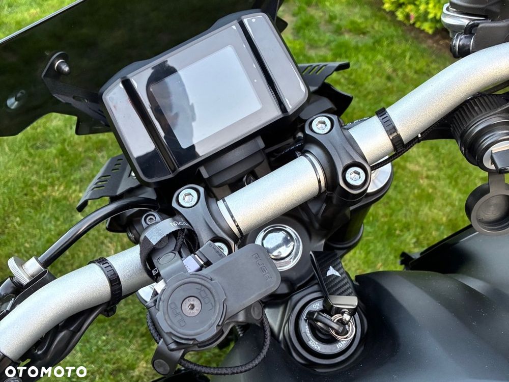 Yamaha MT - 20