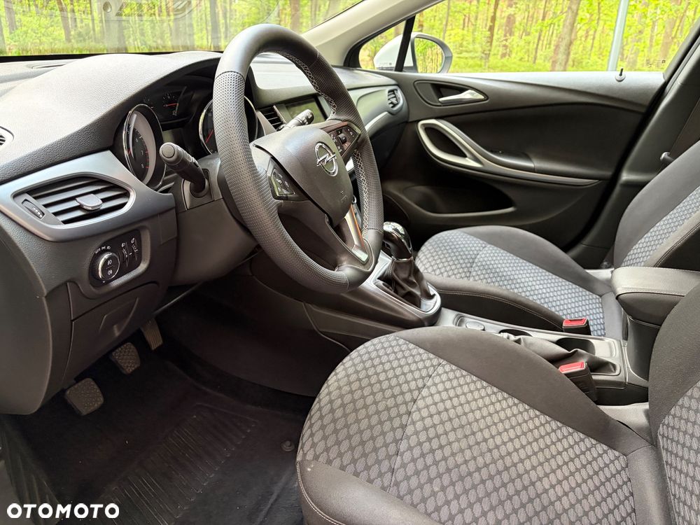Opel Astra 1.2 T Edition S&S - 18