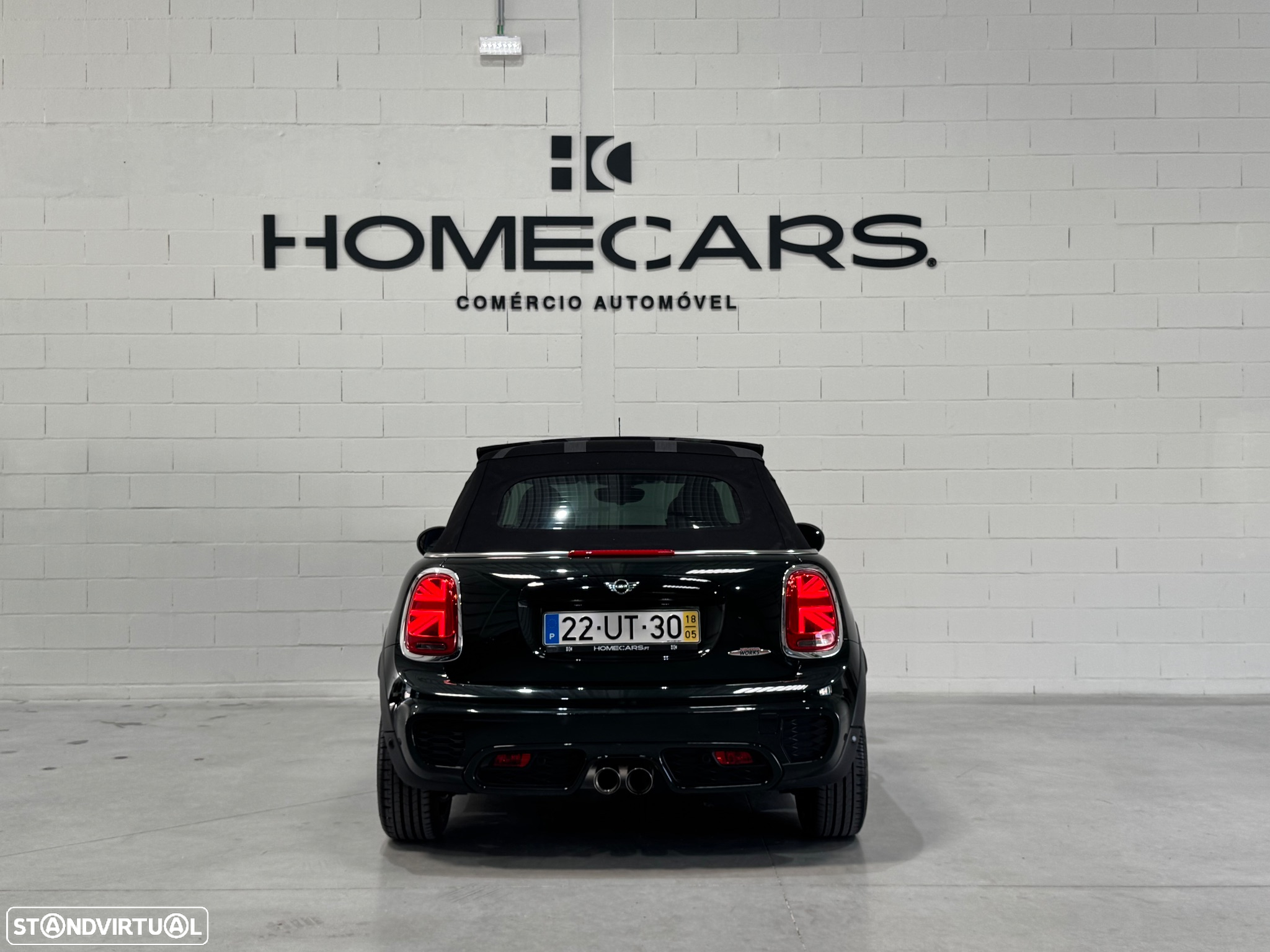 MINI Cabrio John Cooper Works - 17