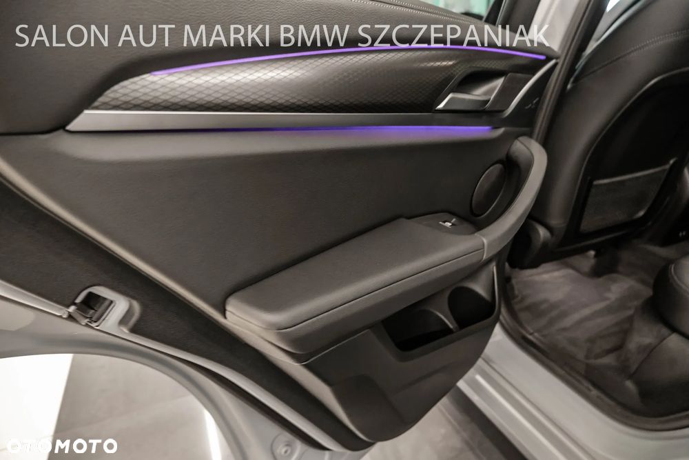BMW X3 xM40i mHEV - 25