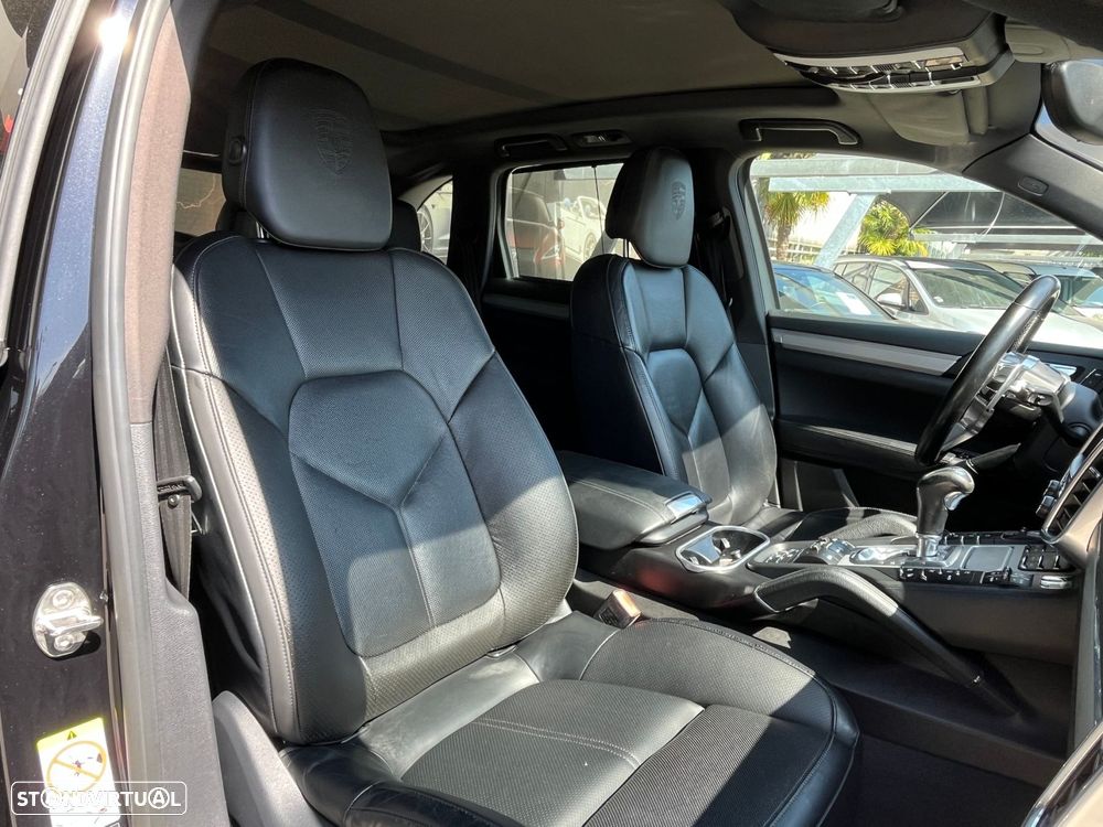 Porsche Cayenne Standard - 59