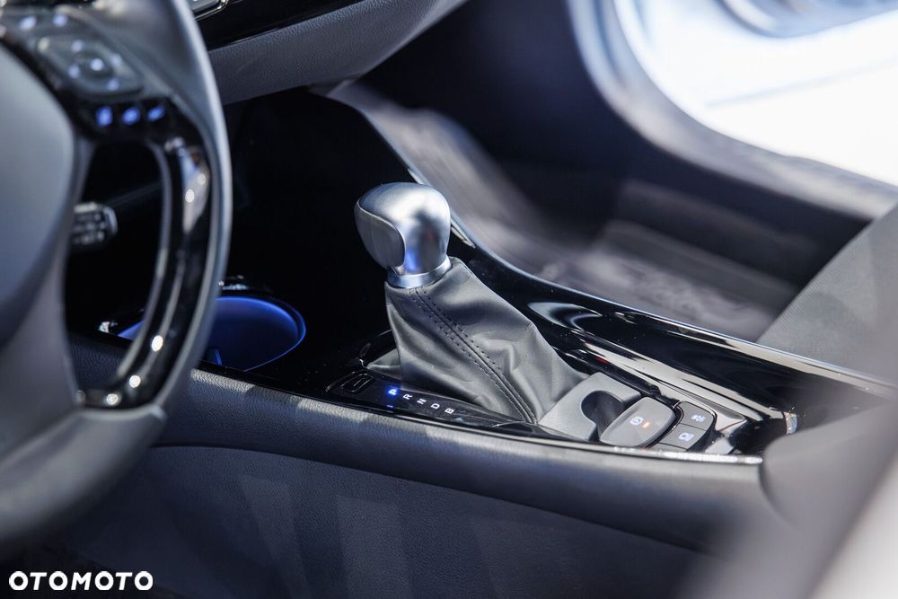 Toyota C-HR 1.8 Hybrid Style - 32
