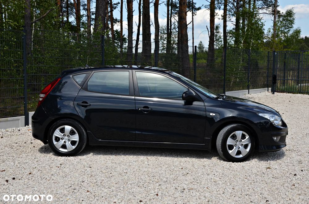 Hyundai i30 1.4 Classic + EU5 - 18