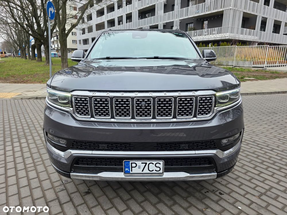 Jeep Grand Wagoneer - 2
