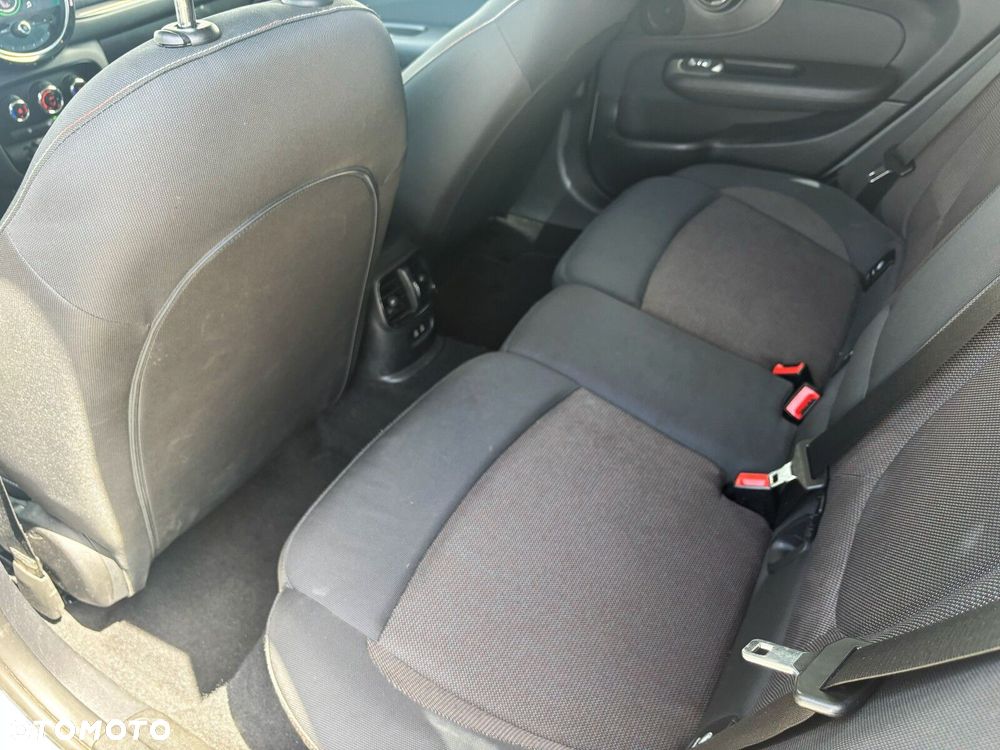 MINI Clubman One - 23