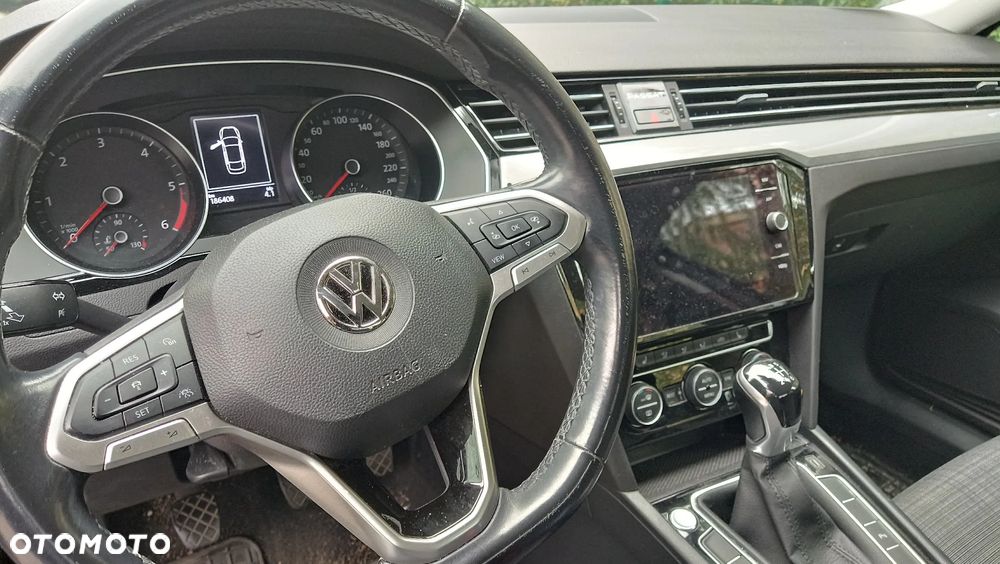 Volkswagen Passat 2.0 TDI EVO Business - 5