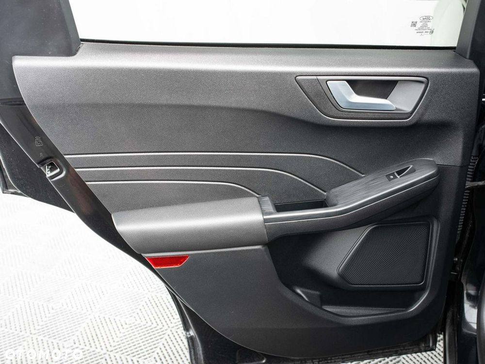 Ford Kuga 1.5 EcoBoost FWD Titanium - 25