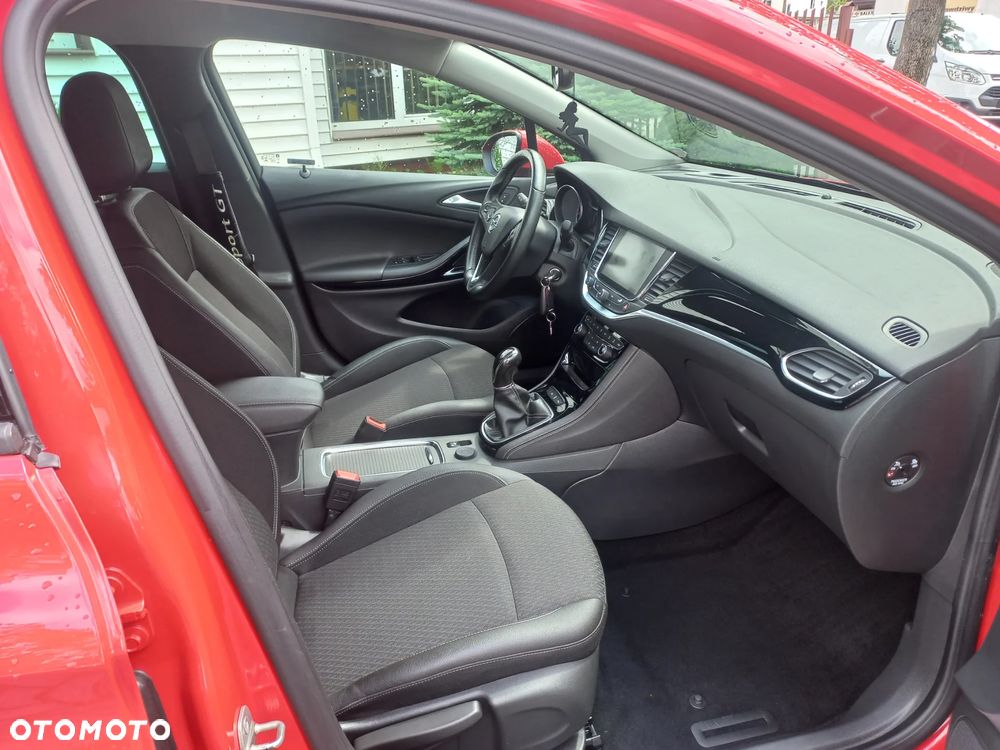 Opel Astra 1.4 Turbo Innovation - 14