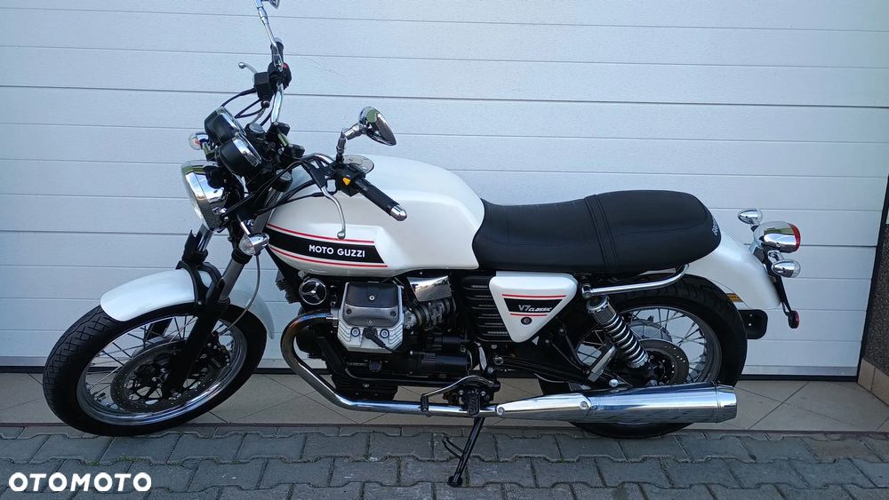 Moto Guzzi V7 - 3