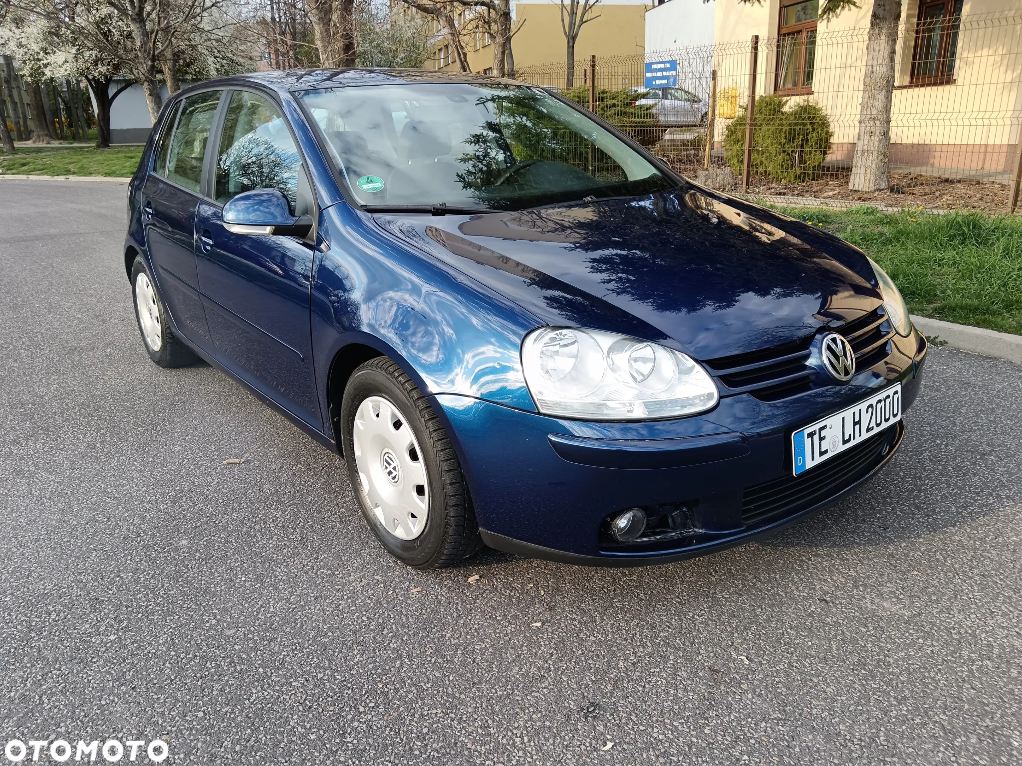 Volkswagen Golf 1.9 TDI Sportline - 19