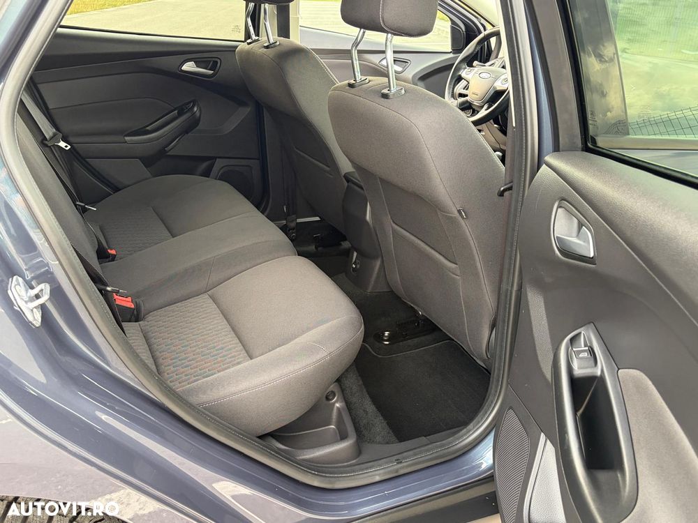Ford Focus 1.0 EcoBoost Titanium - 17