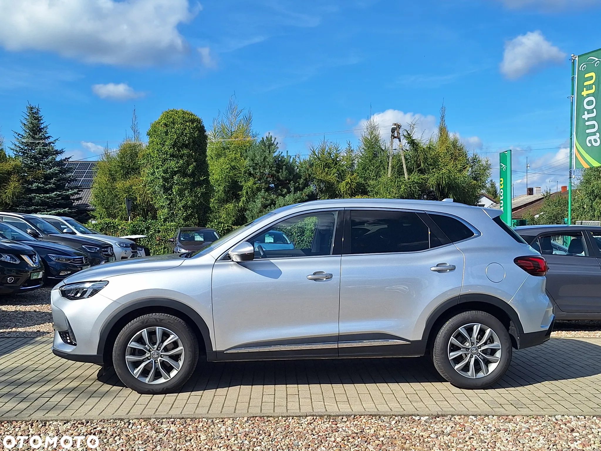 MG HS 1.5 T-GDI Exclusive DCT - 3