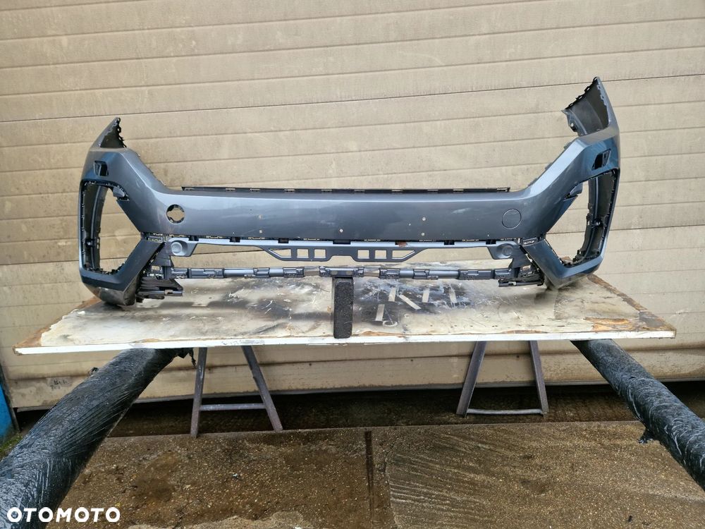 VOLKSWAGEN VW TOUAREG 760 R LINE R-LINE ZDERZAK PRZÓD PRZEDNI