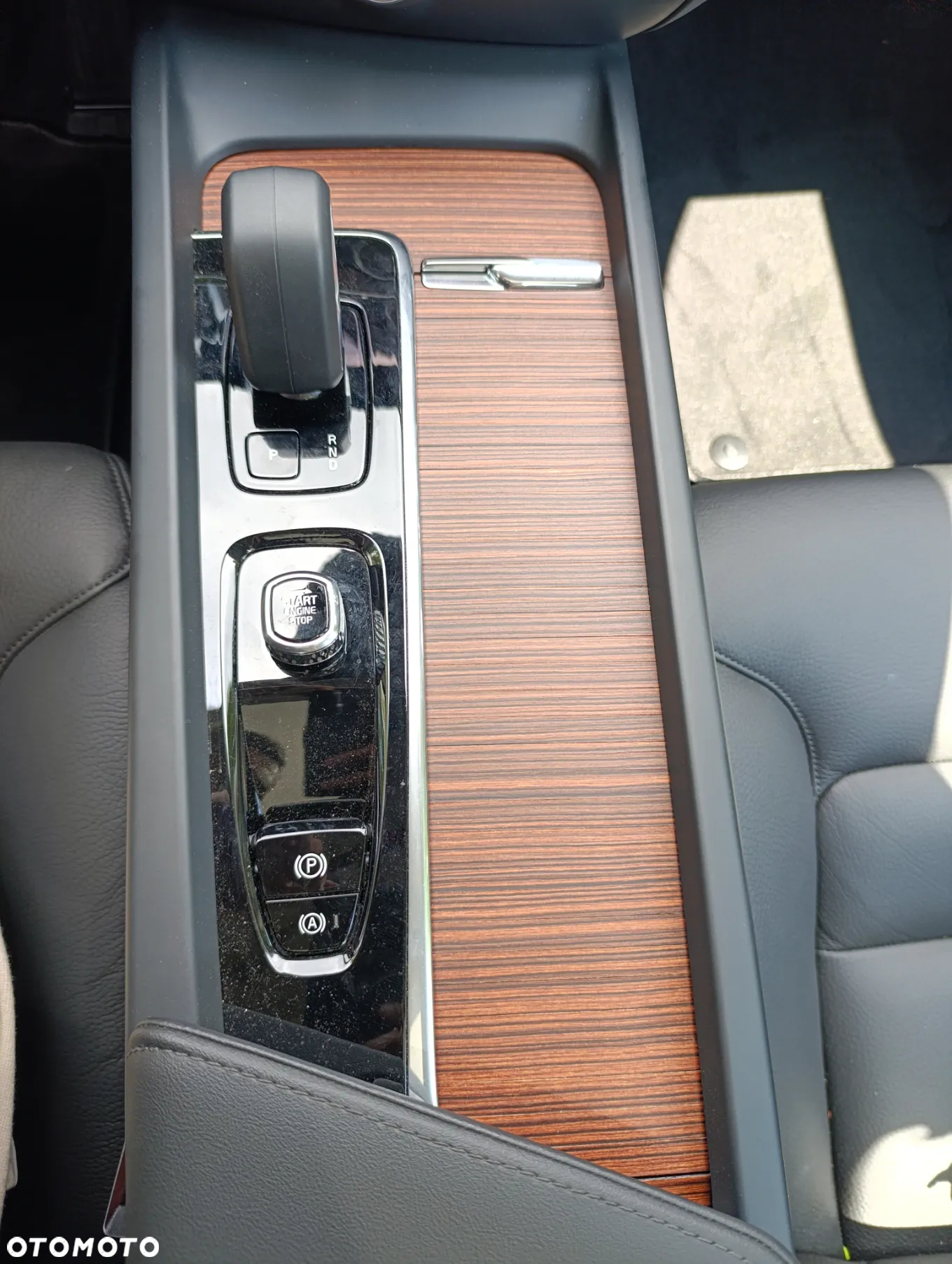 Volvo S60 B5 B AWD Plus Dark - 15