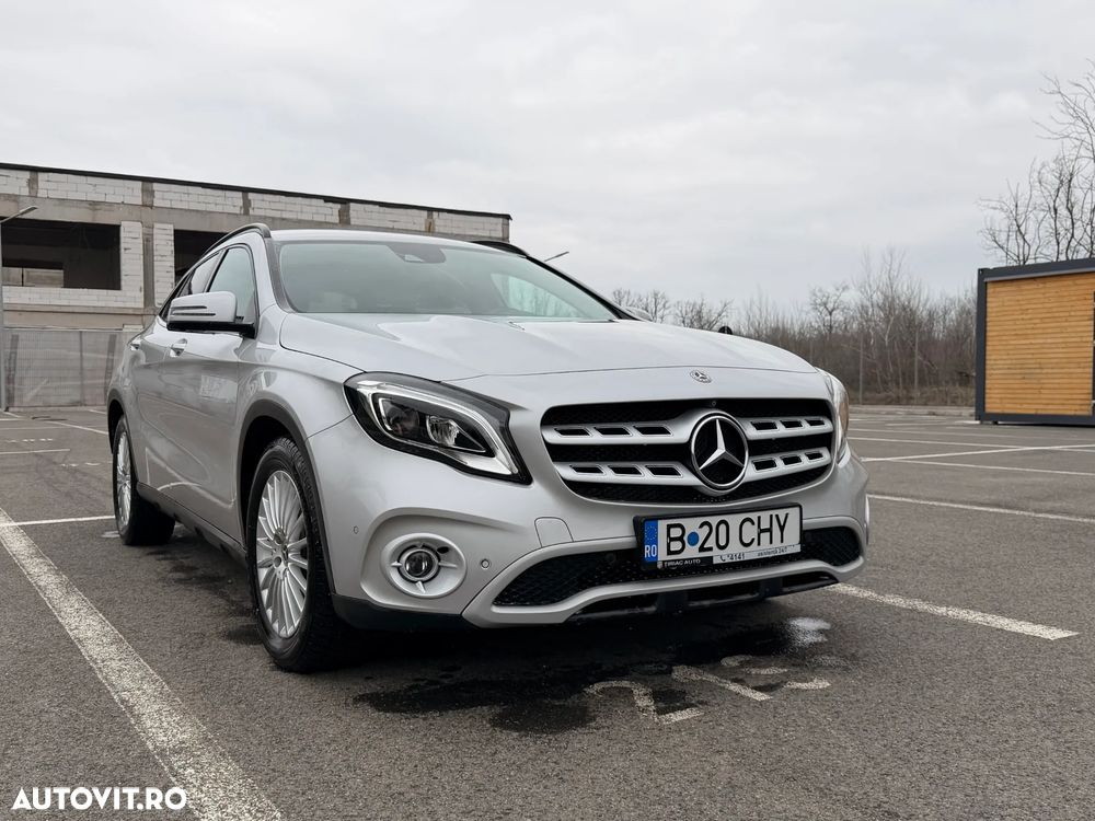Mercedes-Benz GLA 220 4MATIC - 1