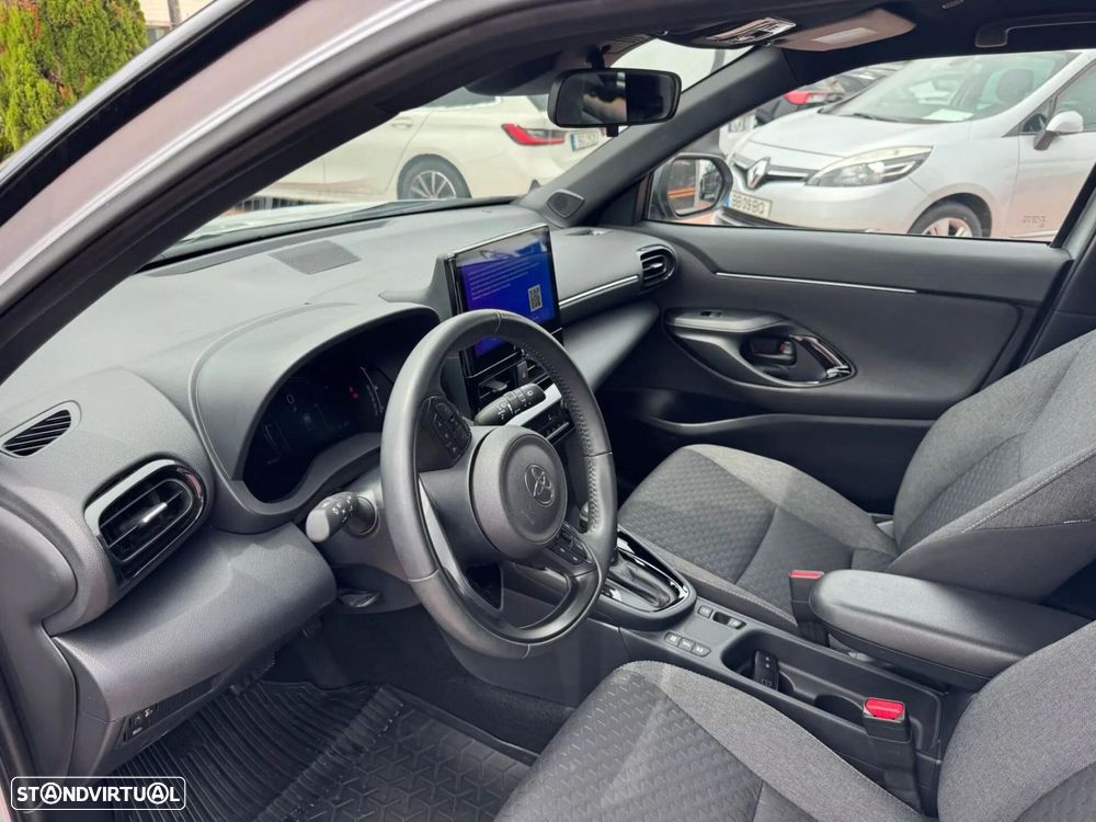 Toyota Yaris Cross 1.5 HDF Comfort Plus AWD - 5