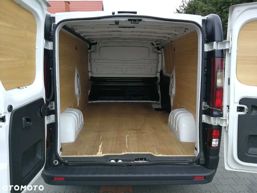 Renault Trafic - 9