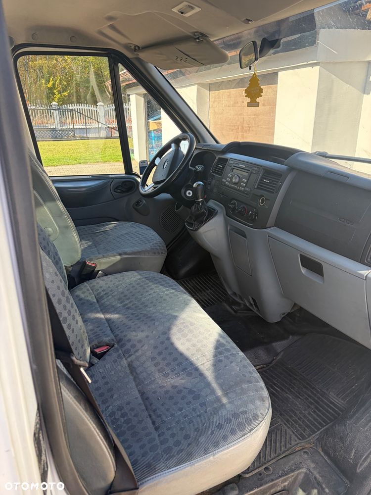 Ford Transit 2011 photo 5