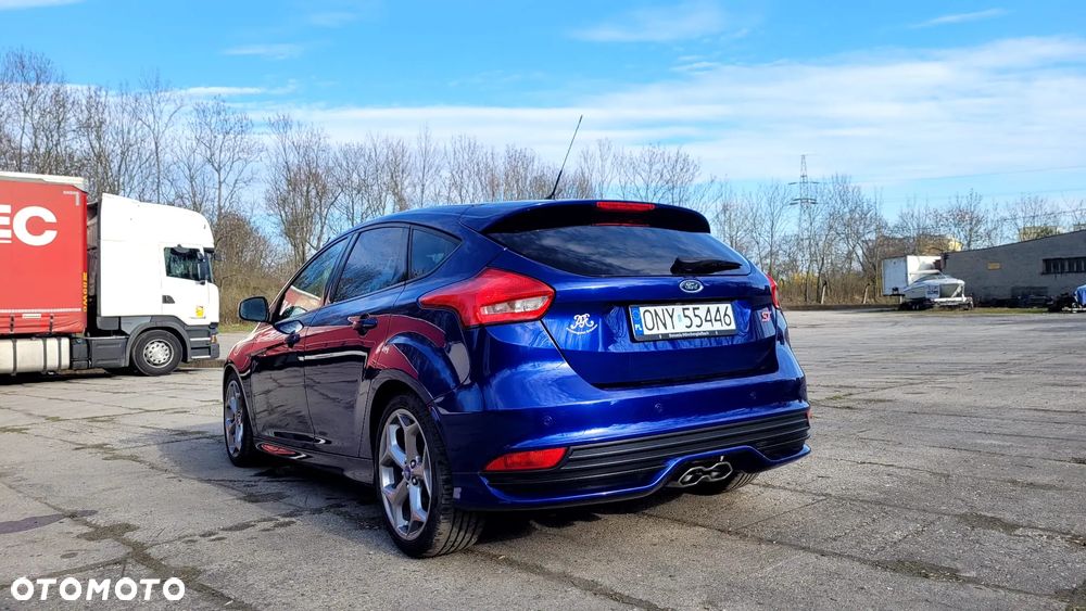 Ford Focus 2.0 TDCi ST - 5