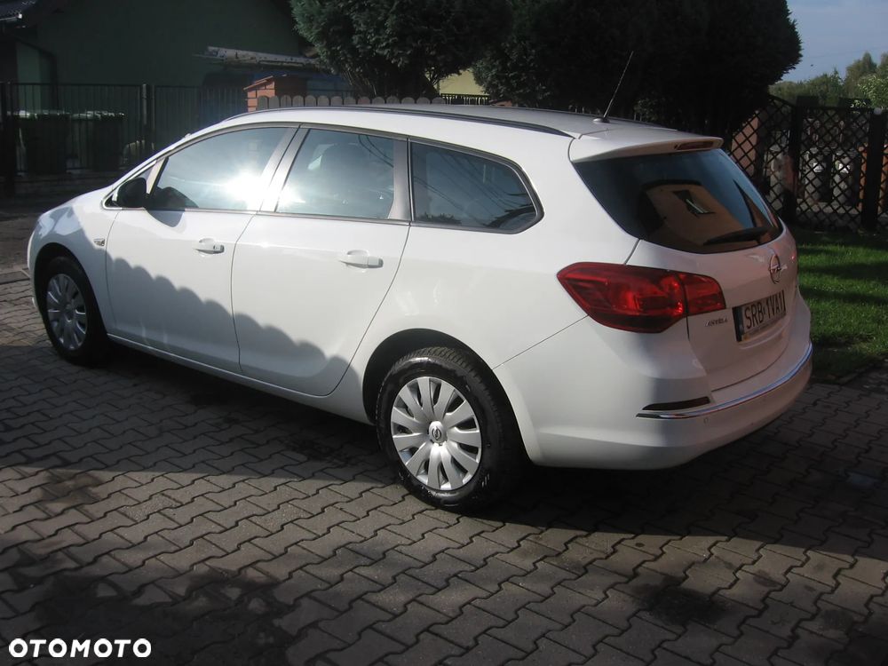 Opel Astra - 2