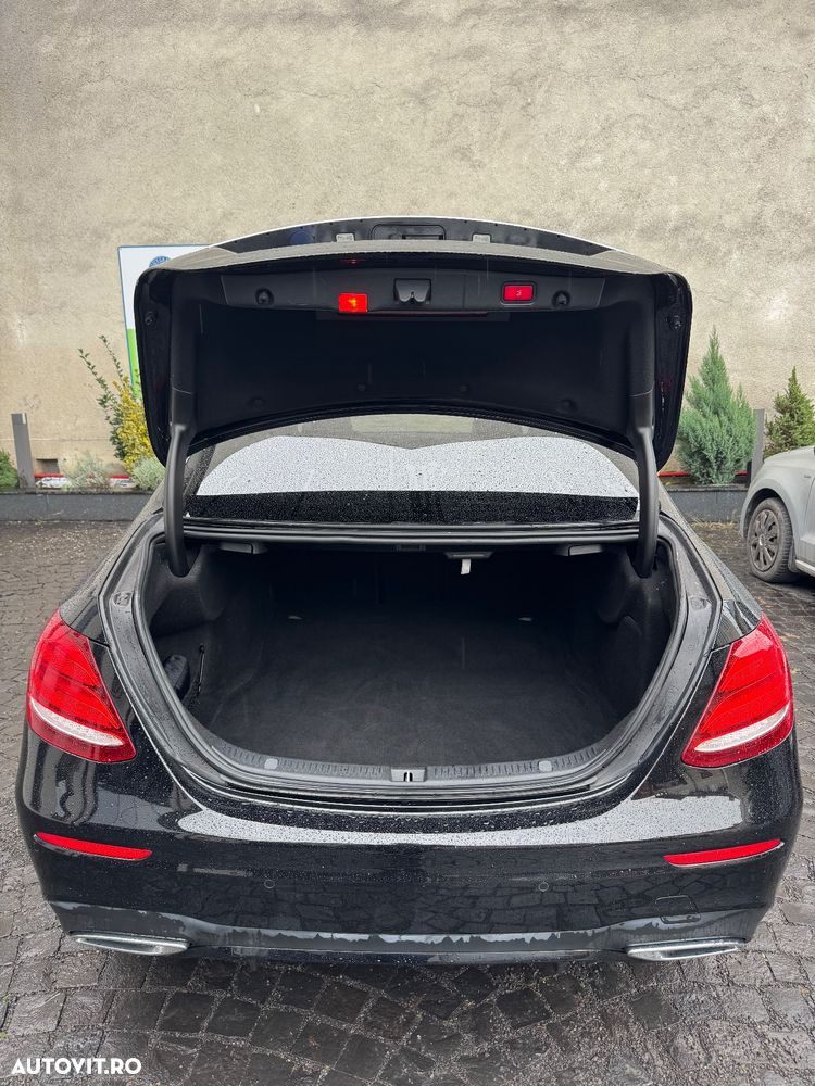 Mercedes-Benz E 220 d Aut. - 15