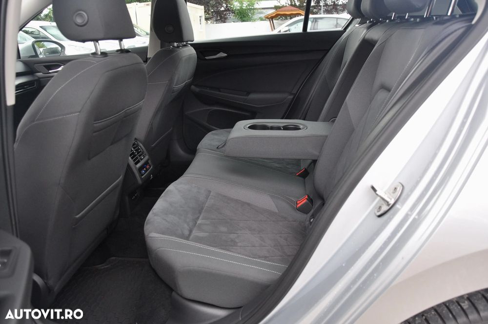 Volkswagen Golf 2.0 TDI DSG Style - 11